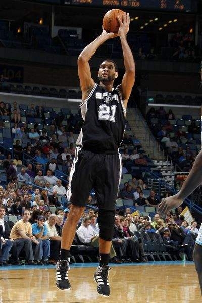 广厦男篮末节绝杀福建（广厦男篮末节压哨击败福建）