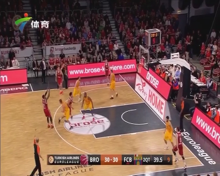 意天空：迪乌夫在国米逐渐展现影响力，或成邓弗里斯合适替补（意天空：迪乌夫在国米渐入佳境，有望出任邓弗里斯理想替补）